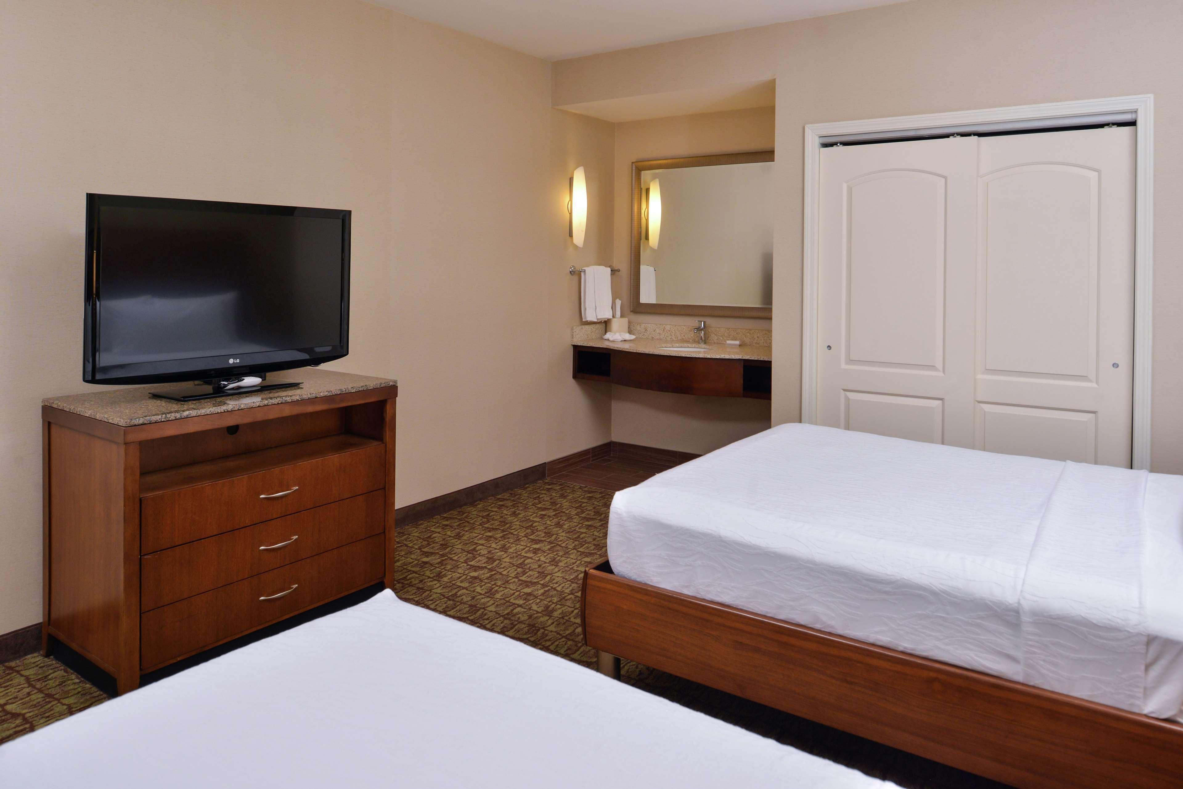 Hilton Garden Inn Boise Spectrum Exterior foto