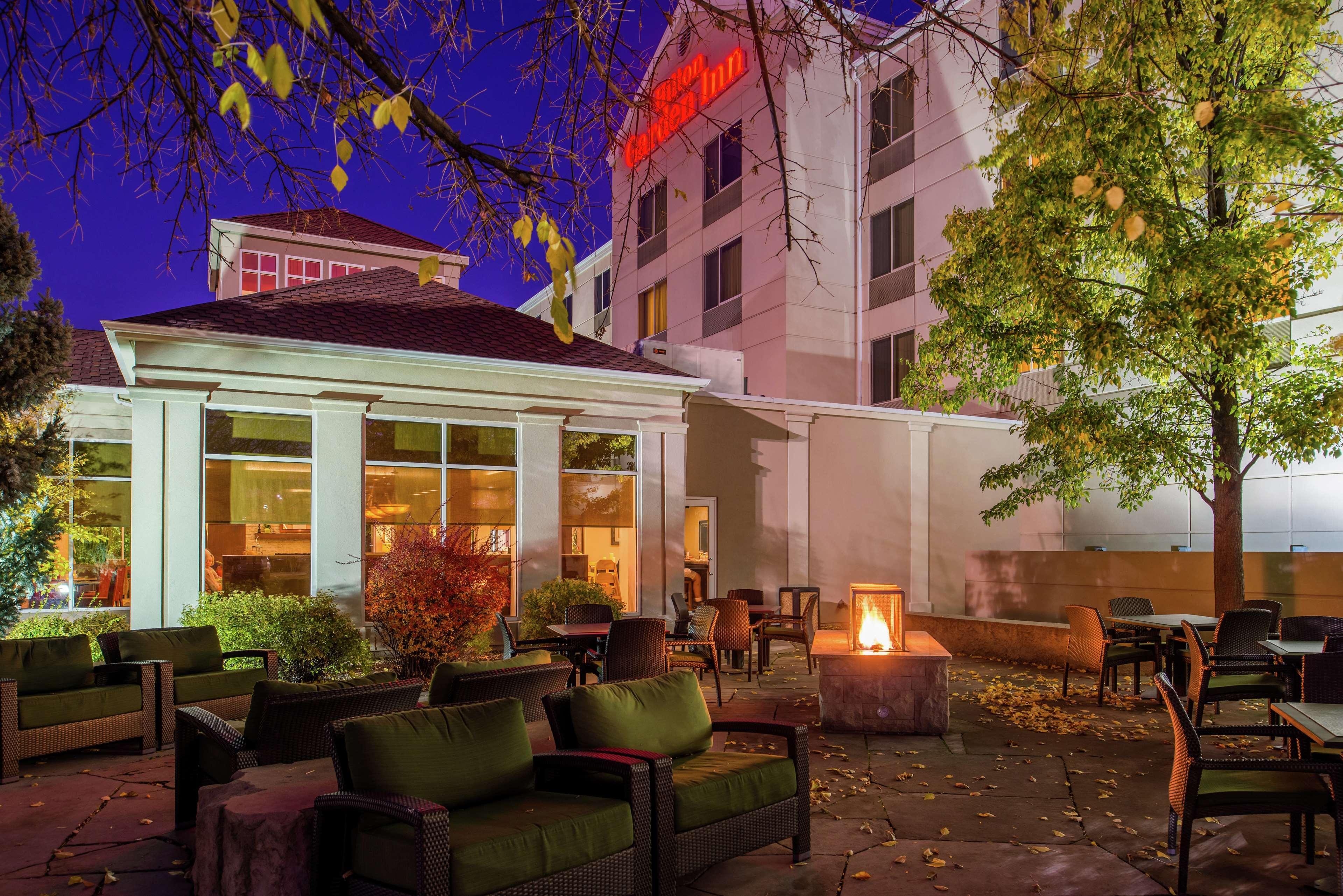 Hilton Garden Inn Boise Spectrum Exterior foto