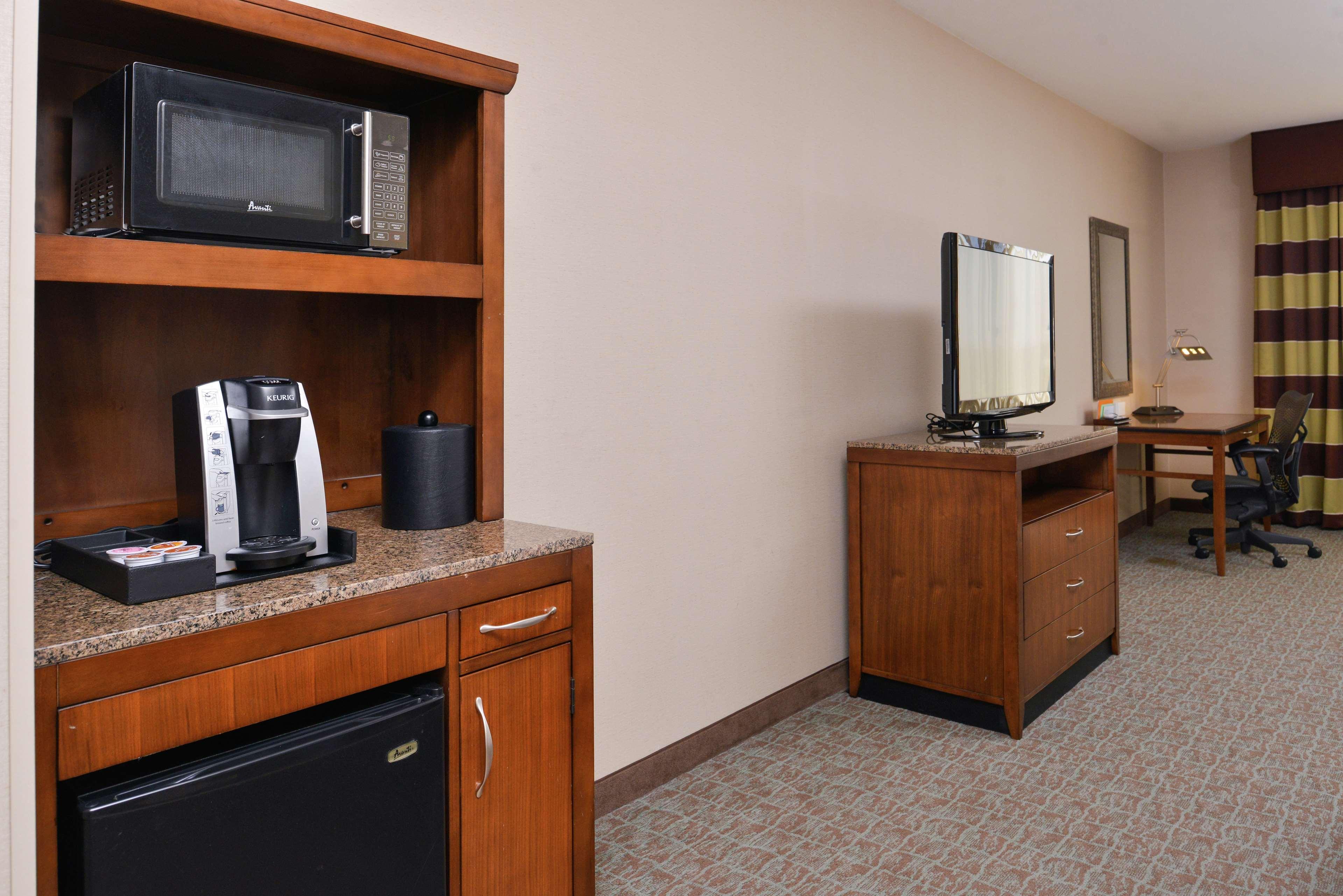 Hilton Garden Inn Boise Spectrum Exterior foto