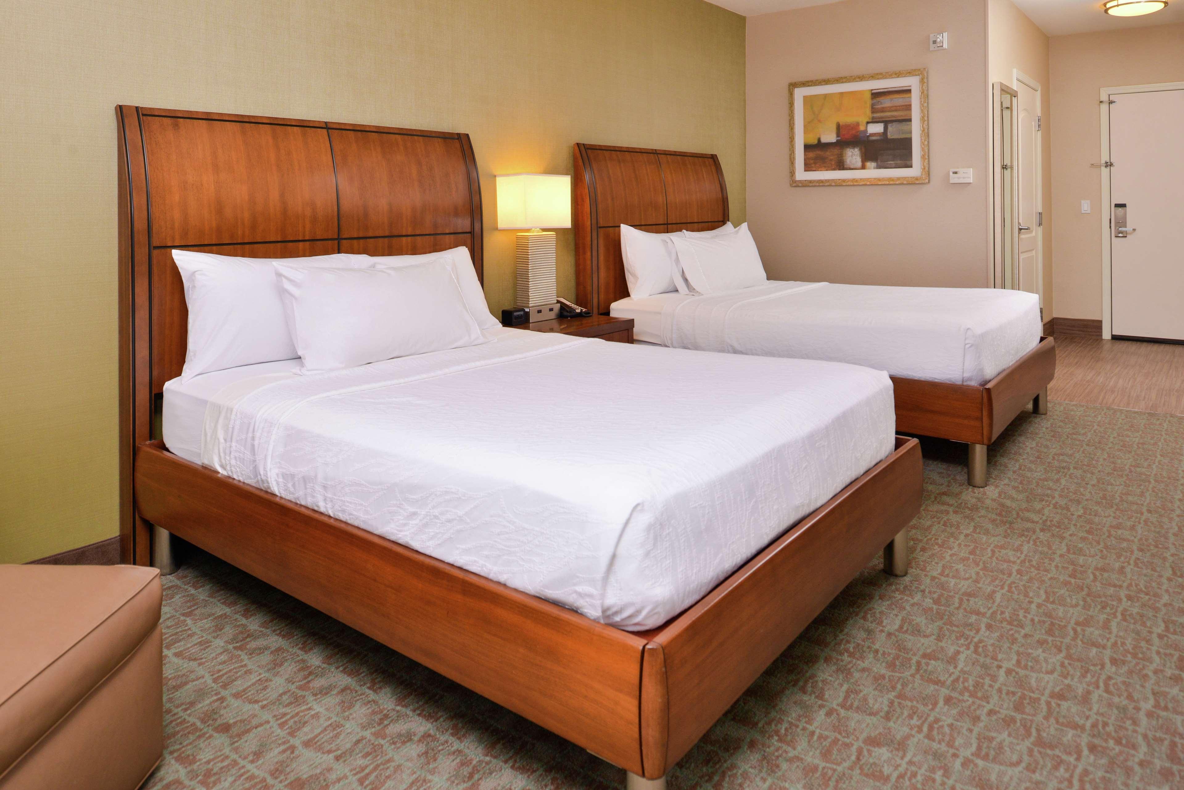 Hilton Garden Inn Boise Spectrum Exterior foto