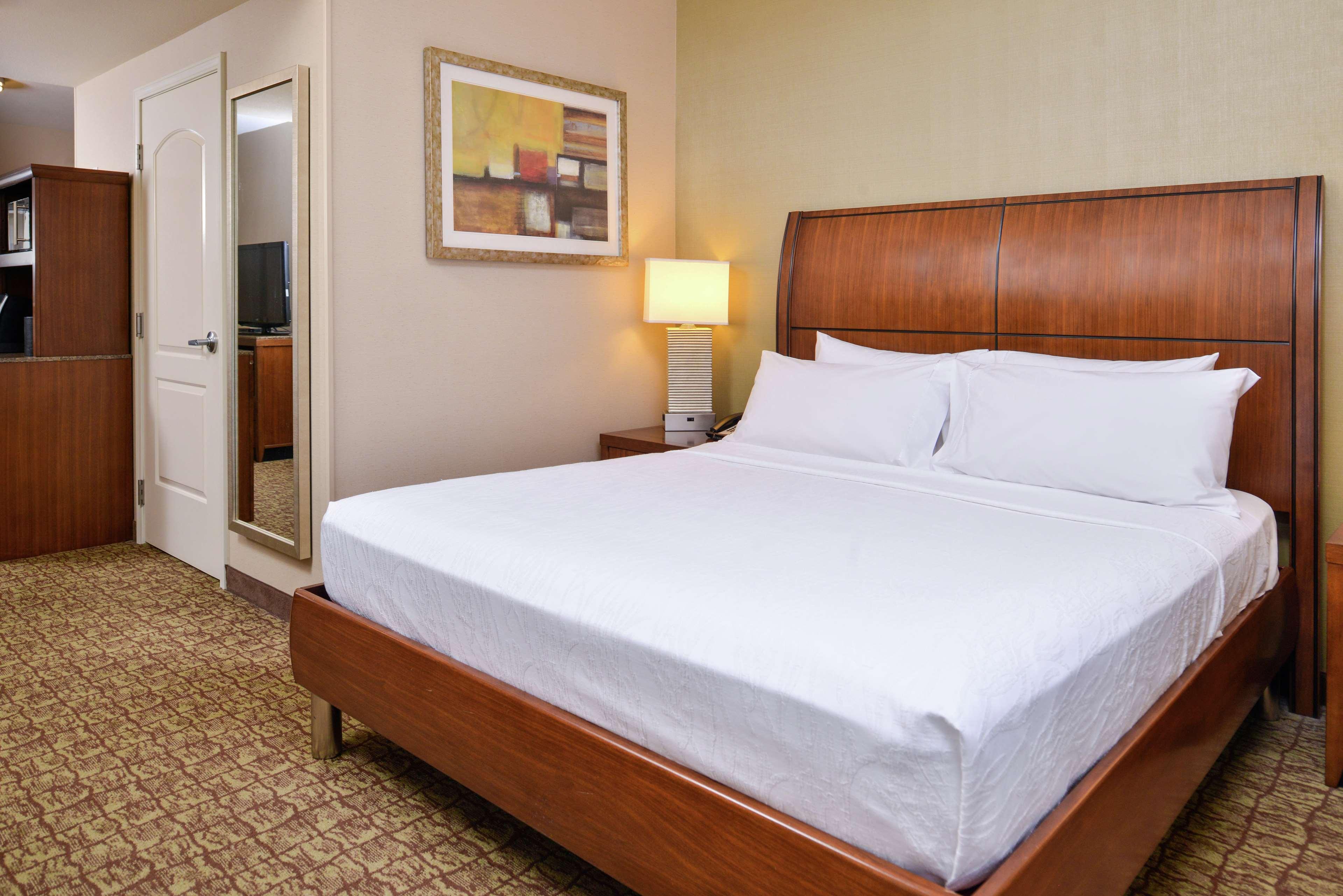 Hilton Garden Inn Boise Spectrum Exterior foto