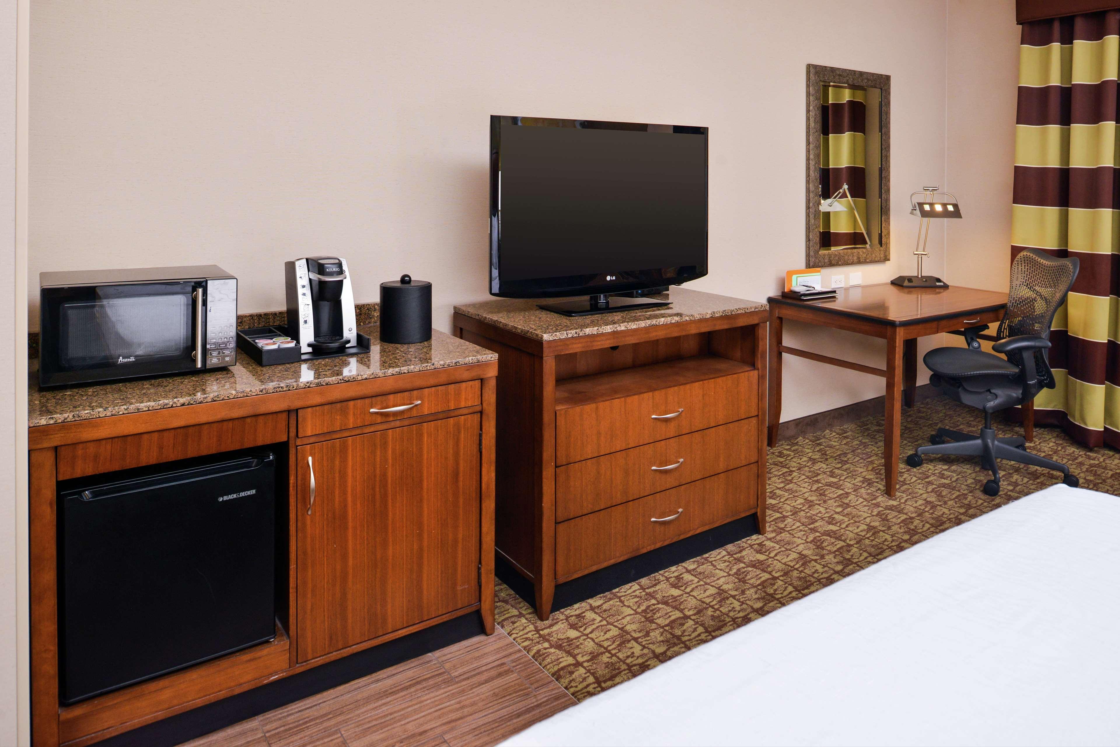 Hilton Garden Inn Boise Spectrum Exterior foto